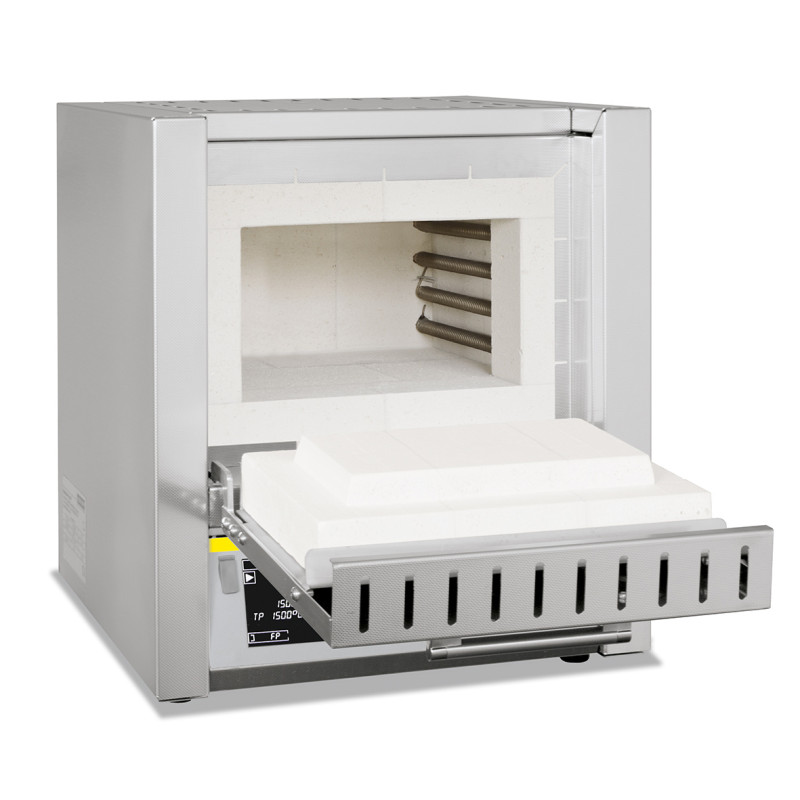 FOUR A MOUFLE NABERTHERM L9/13/C450, VOLUME INT. 9 L TEMPERATURE MAX 1300°C, AVEC PORTE A BATTANT