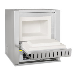 FOUR A MOUFLE EN CERAMIQUE NABERTHERM L9/11/SKM/C550 VOLUME INT. 9 L TEMPERATURE MAX 1100°C AVEC PORTE A BATTANT