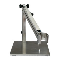 SUPPORT A BASE RECTANGULAIRE ET BRAS ORIENTABLE