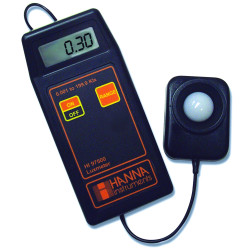 LUXMETRE PORTATIF HANNA HI 97500