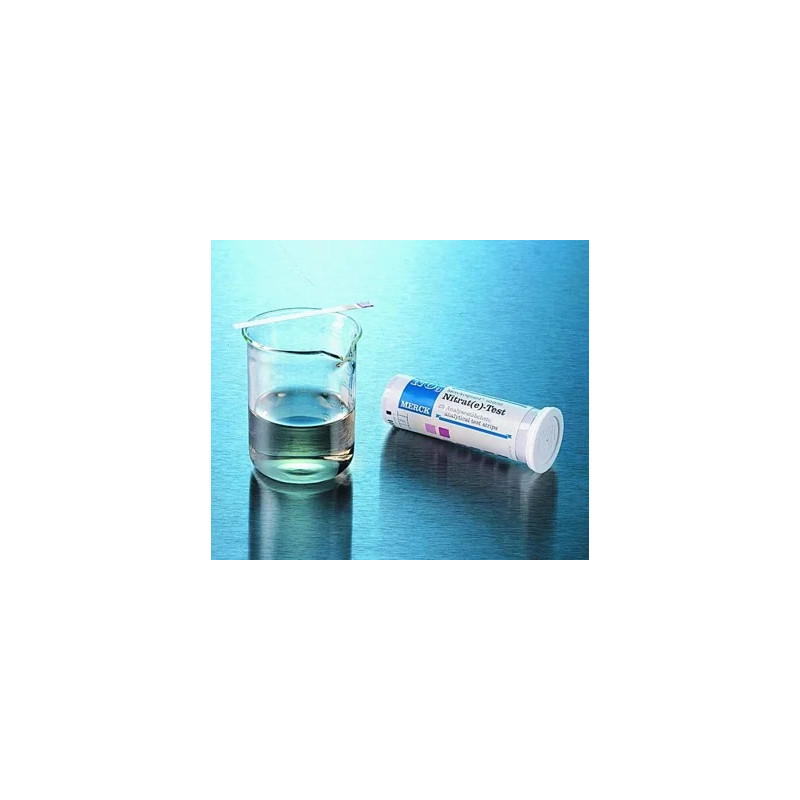 BANDELETTE SEMI QUANTITATIVE MQUANT NITRITES, PLAGE DE MESURE 0,1 - 3 mg / litre PAR 100 MERCK 1.10022.0001
