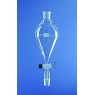 AMPOULE A DECANTER EN VERRE DURAN FORME POIRE AVEC RODAGE MALE/FEMELLE, CLE EN VERRE