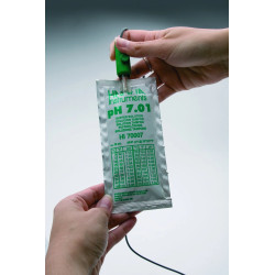 SOLUTION ETALON PH TECHNIQUE 13,00 PAR 25 SACHETS DE 20 ML HANNA