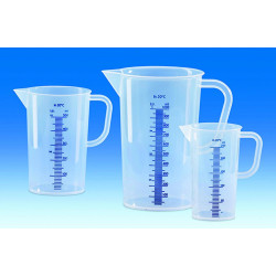 BECHER EN POLYPROPYLENE AVEC POIGNEE GRADUATIONS BLEUES EN RELIEF 5000 ml