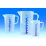BECHER EN POLYPROPYLENE AVEC POIGNEE GRADUATIONS BLEUES EN RELIEF 1000 ml