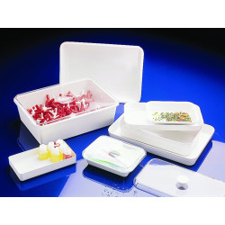 BOITE EN RESINE MELAMINEE 110 x 210 x 30 mm