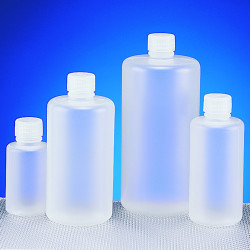 FLACON EN POLYETHYLENE HAUTE DENSITE, COL A VIS ETROIT AVEC BOUCHON EN POLYPROPYLENE