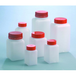 FLACON CARRE EN POLYETHYLENE A COL LARGE, THERMOSTERILE ASEPTIQUE AVEC BOUCHON A LEVRE RENTRANTE, 2000 ML PAR 50