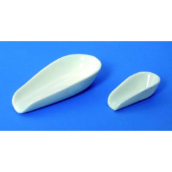 MAIN EN PORCELAINE LONGUEUR 64 MM