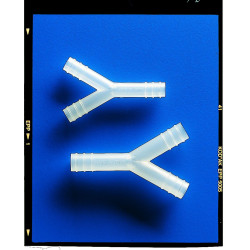 RACCORD CANNELE EN POLYPROPYLENE TYPE Y, POUR TUYAU DIAMETRE INT. 3 - 4 mm LONGUEUR 20 mm