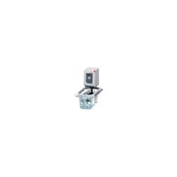 BAIN THERMOSTATE A CIRCULATION INTERNE EN PLASTIQUE, JULABO CORIO C-BT5
