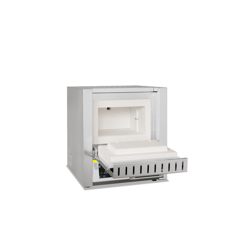 FOUR A MOUFLE NABERTHERM L9/11/C550, VOLUME INT. 9 L TEMPERATURE MAX 1100°C, AVEC PORTE A BATTANT