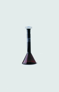 FIOLE JAUGEE EN VERRE BRUN BOROSILICATE ISOLAB 3 ml, COL RODE 7/16 FORME TRAPEZOIDALE, CLASSE A, BOU