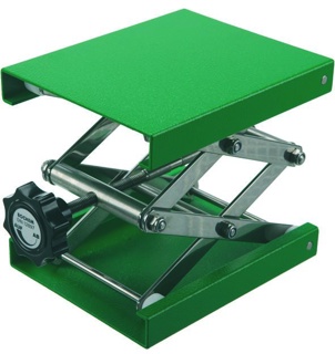 Support elevateur en aluminium revetu epoxy vert 240 x 240 mm hauteur max 275 mm.