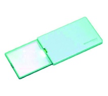 LOUPE A MAIN ECLAIRANTE ULTRA PLATE EASYPOCKET, GROSSISSEMENT 3x LENTILLE RECTANGULAIRE 86 x 54 mm